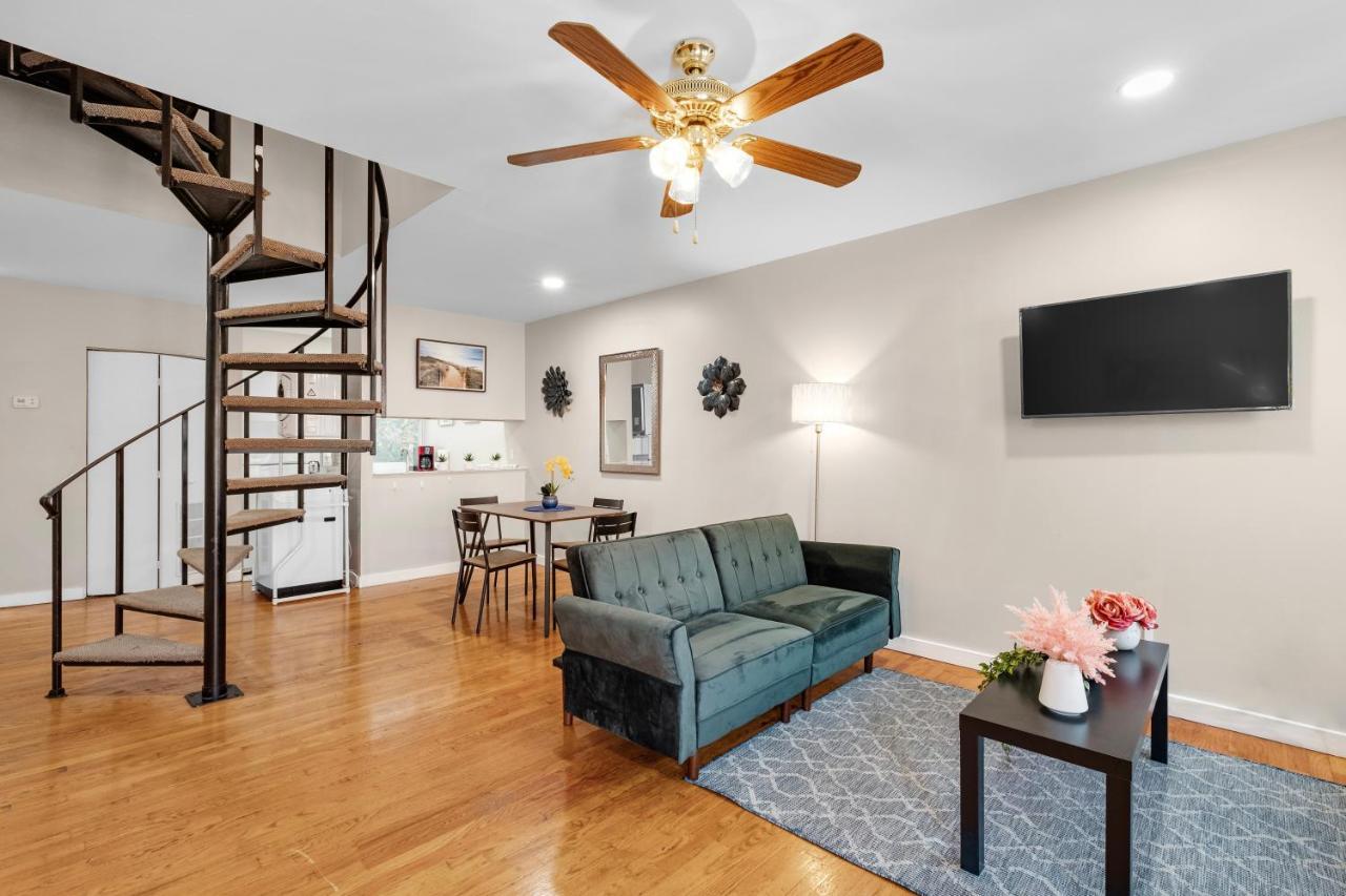 Modern And Cozy 2br Apartment