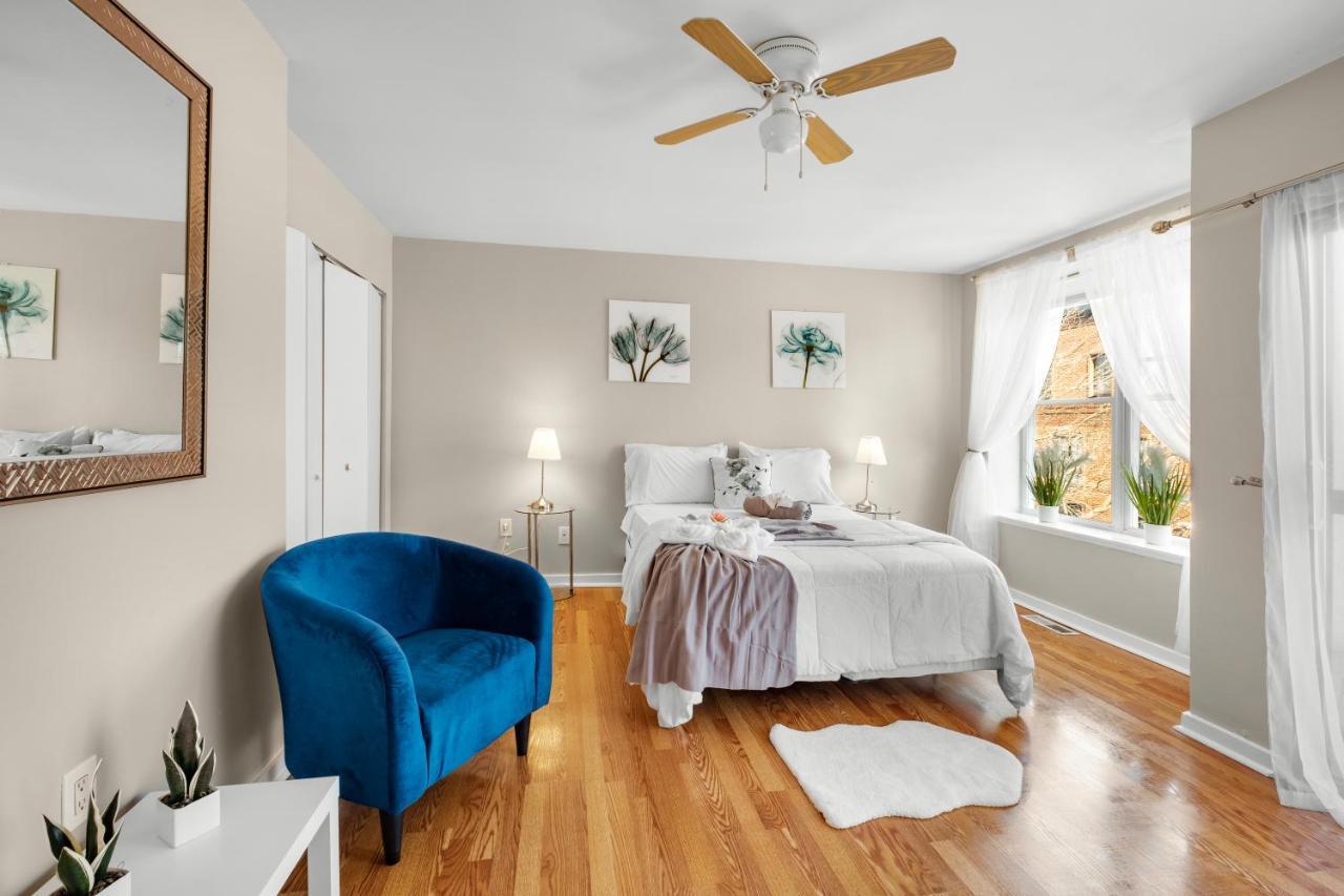 Modern And Cozy 2br Apartment *