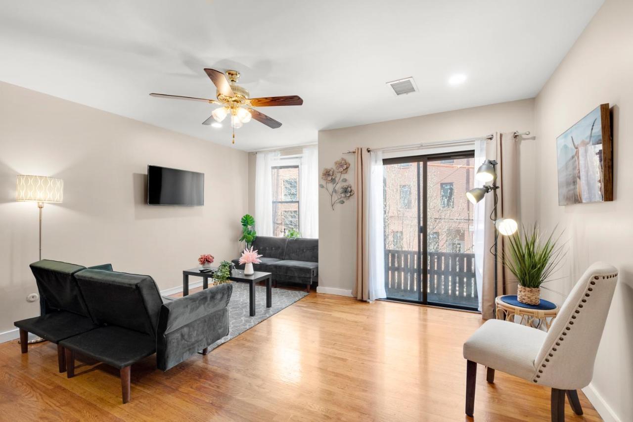 Modern And Cozy 2br